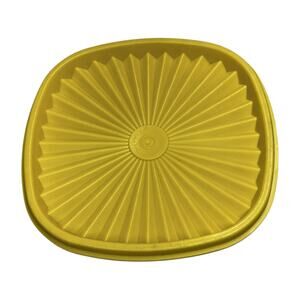 Vintage Tupperware Yellow Seal Lid 812 Round Replacement Part